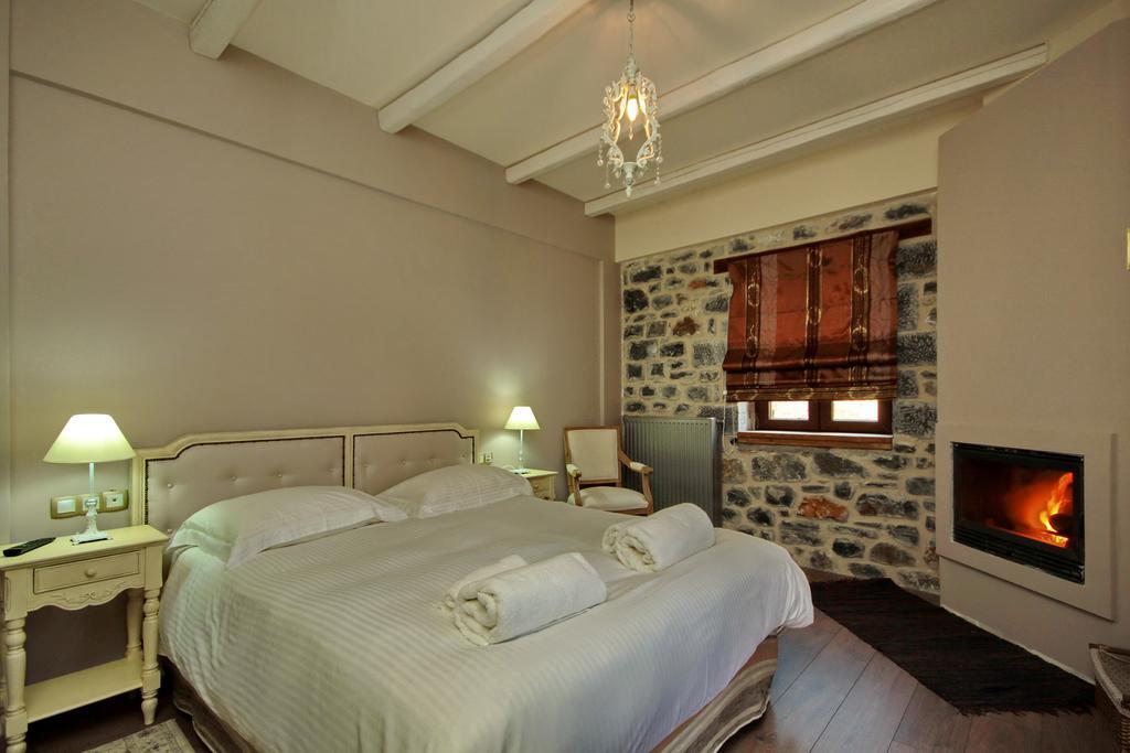 Thisoa Hotel Karkaloú Chambre photo