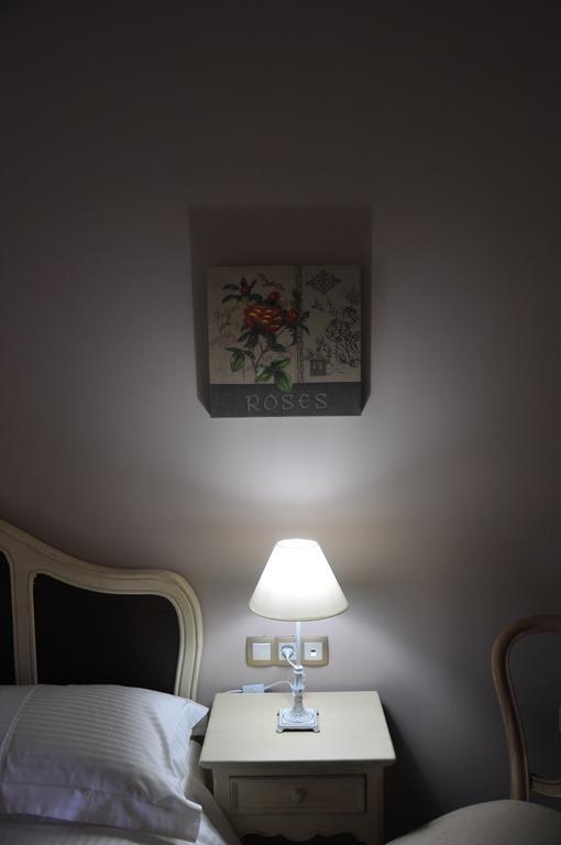 Thisoa Hotel Karkaloú Extérieur photo